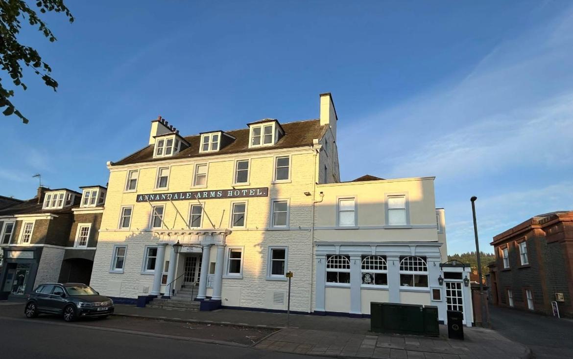 Annandale Arms Hotel Moffat Eksteriør bilde