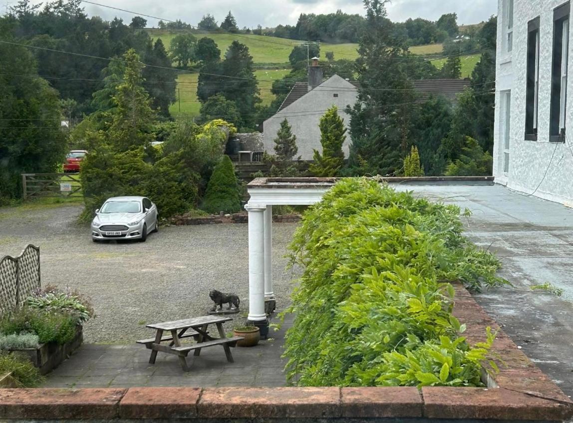 Annandale Arms Hotel Moffat Eksteriør bilde