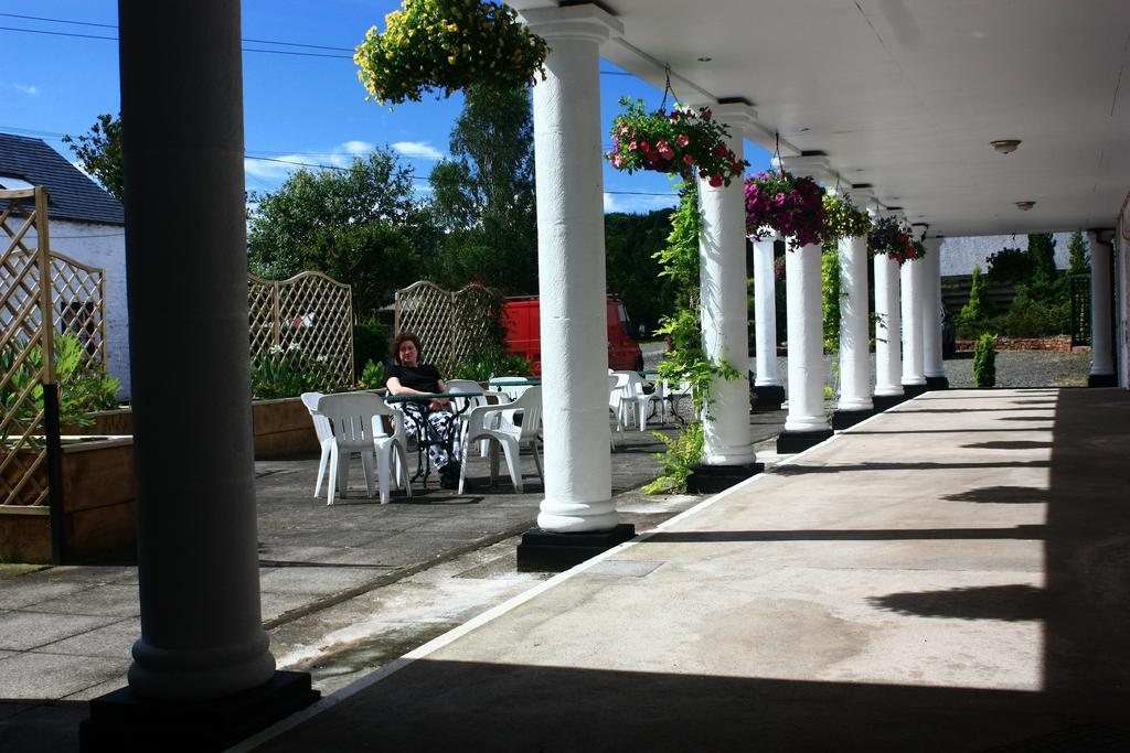 Annandale Arms Hotel Moffat Eksteriør bilde